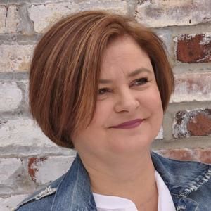 Meet your Posher, Dayna